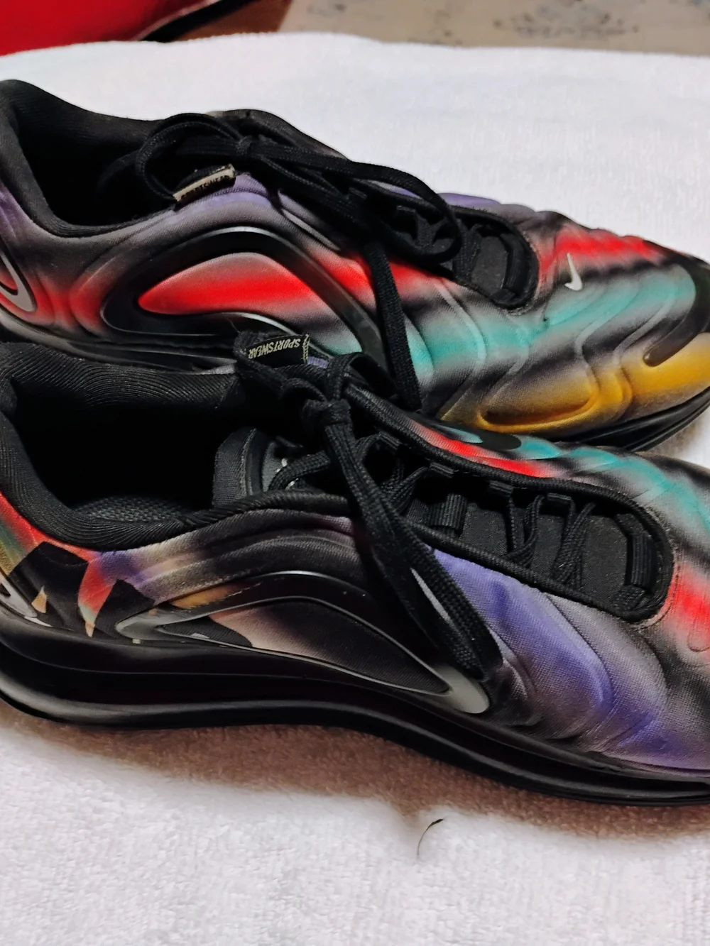 Nike lightweight youths